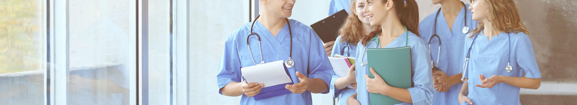 doctors-and-nurses-with-clipboards